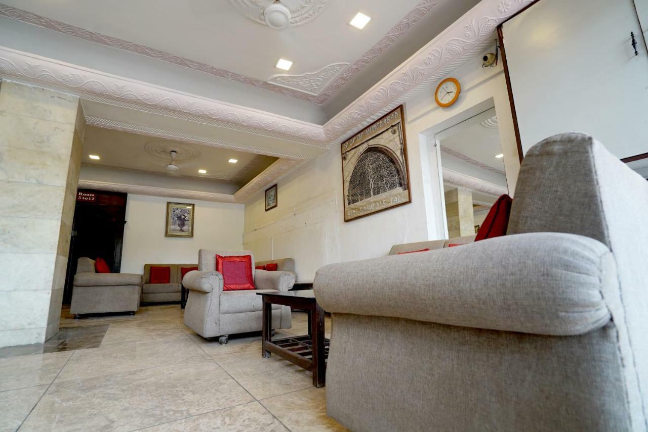 Hotel Royal Ahmedabad Eksteriør billede