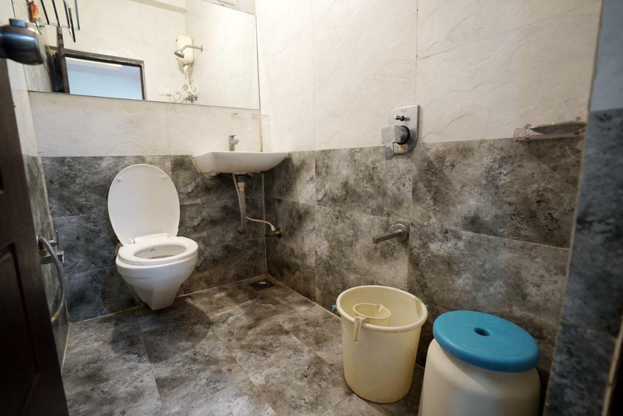 Hotel Royal Ahmedabad Eksteriør billede